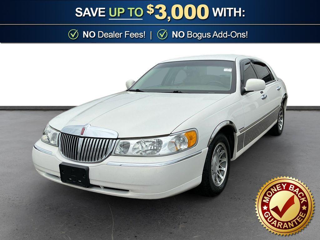 2002 LINCOLN Town Car