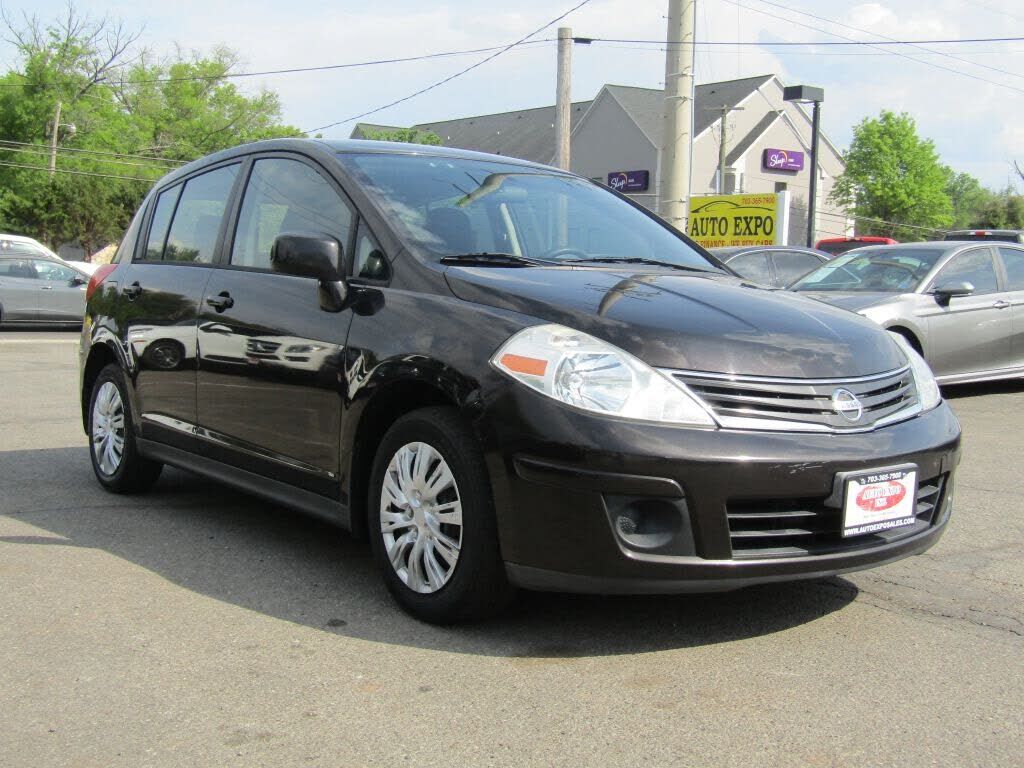 2012 NISSAN Versa