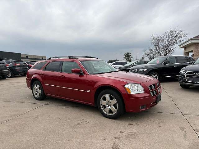 2005 DODGE Magnum