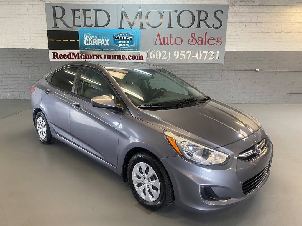 2016 HYUNDAI Accent