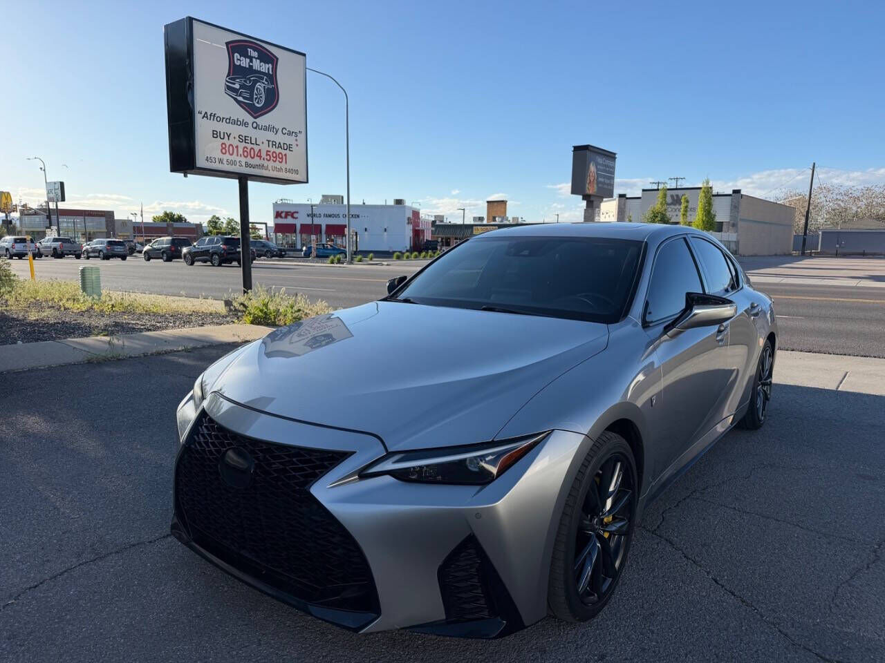 2022 LEXUS IS