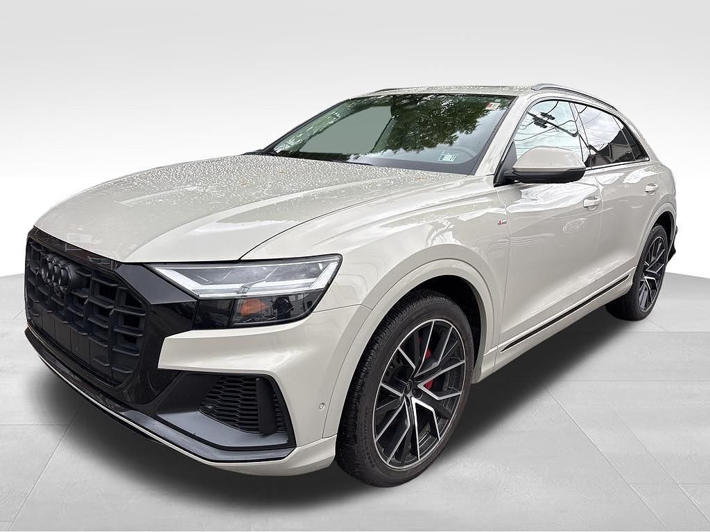 2021 AUDI Q8