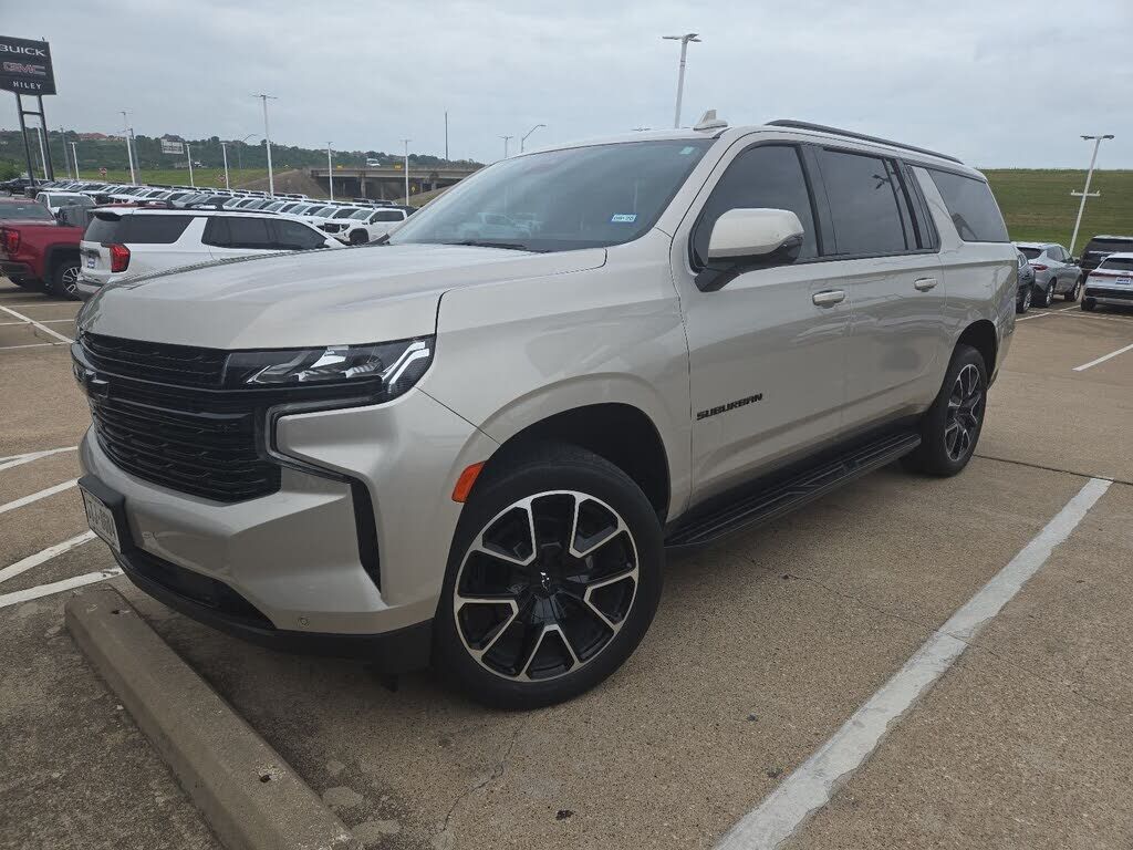 2023 CHEVROLET Suburban