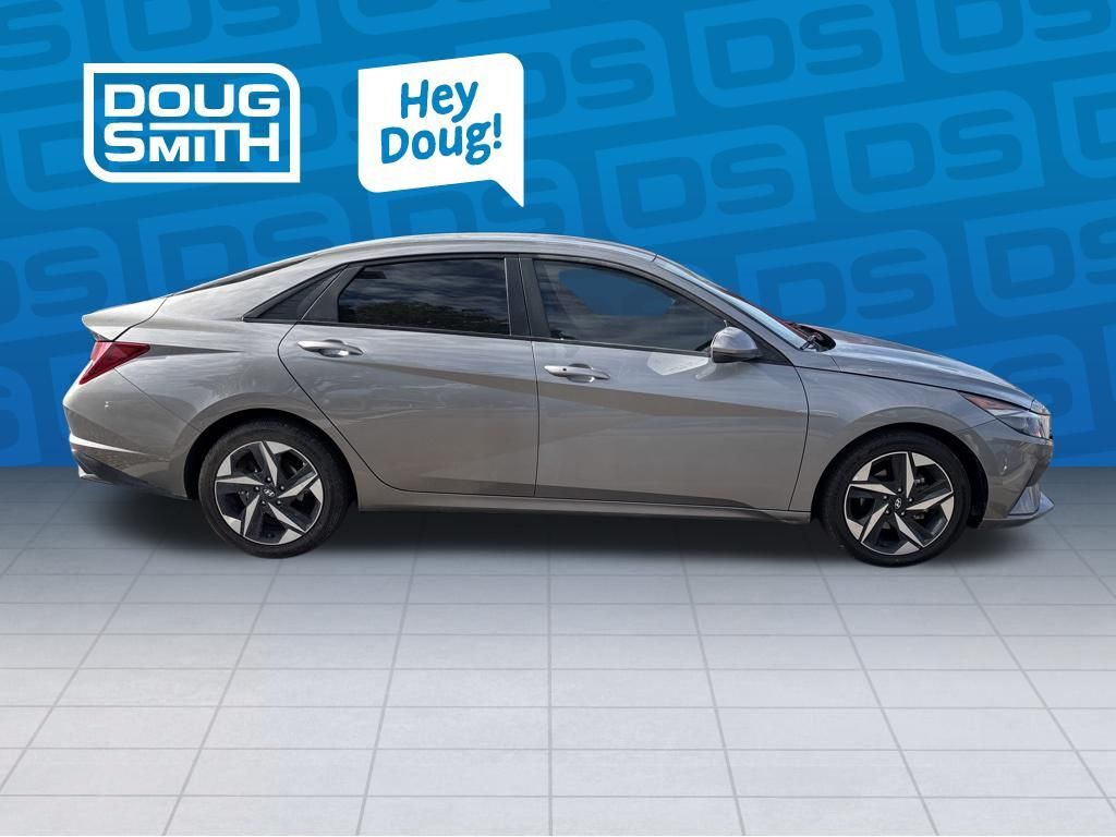 2023 HYUNDAI Elantra