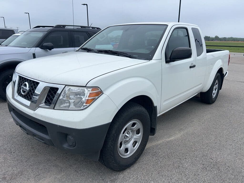 2021 NISSAN Frontier