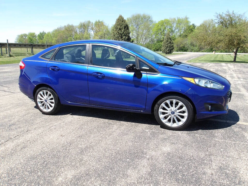 2014 FORD Fiesta