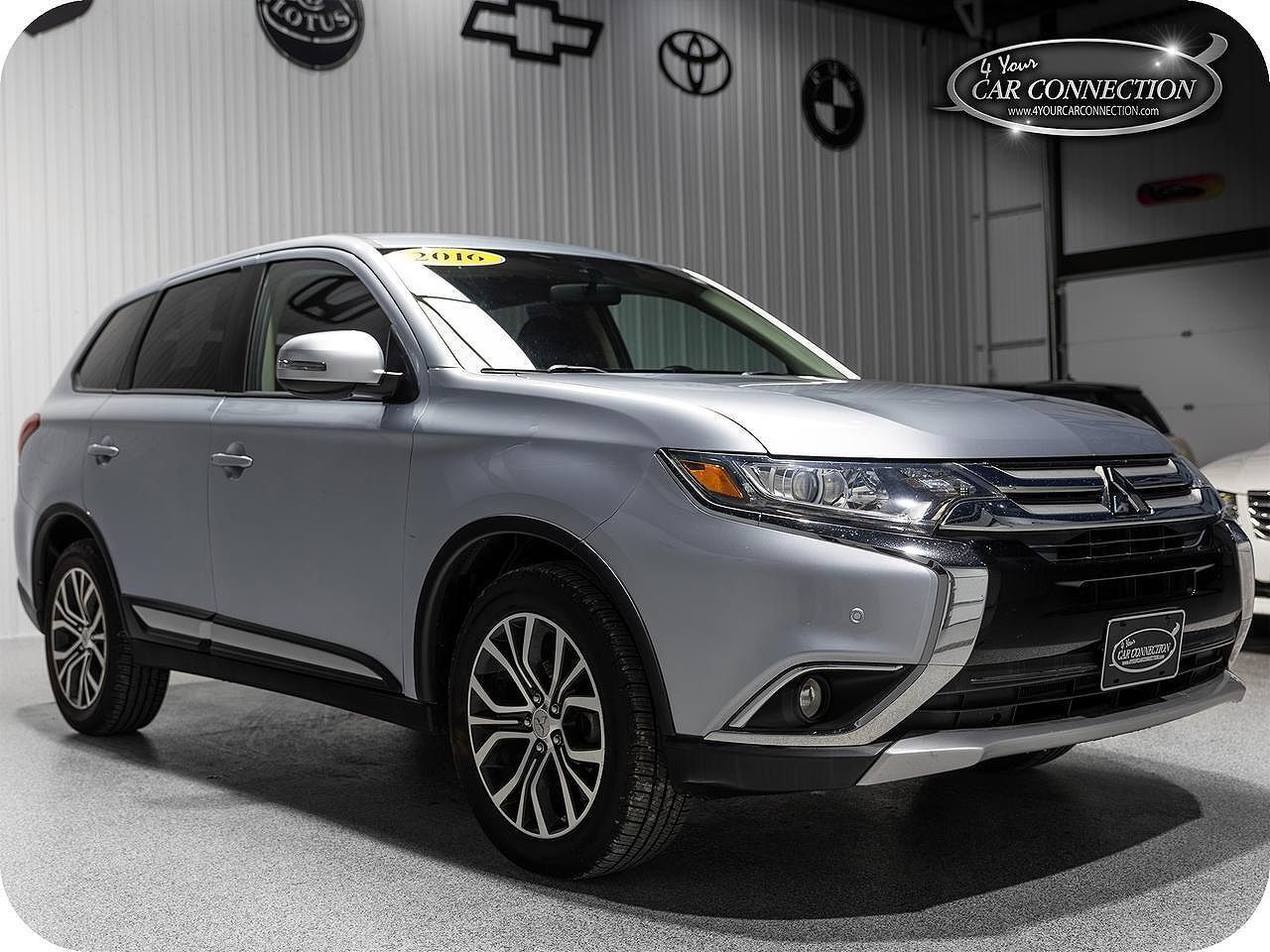 2016 MITSUBISHI Outlander