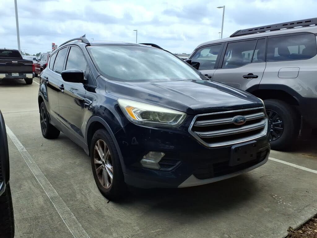 2017 FORD Escape