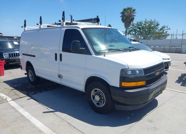 2020 CHEVROLET Express