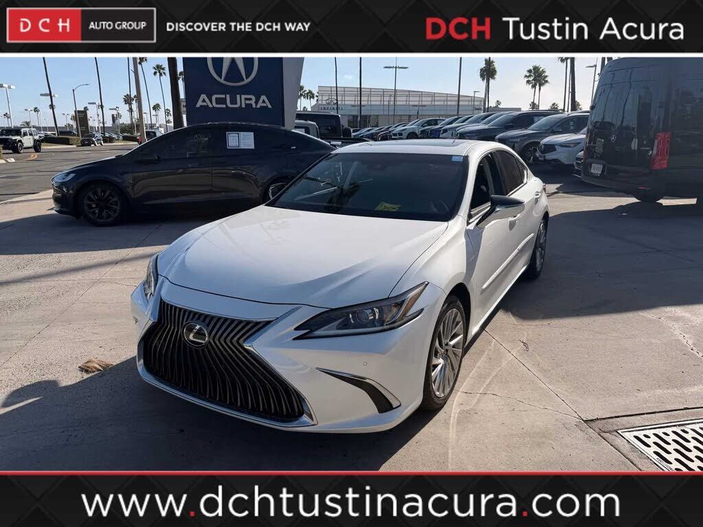 2020 LEXUS ES