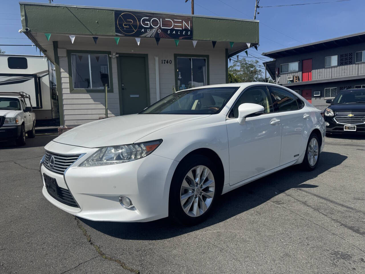 2013 LEXUS ES