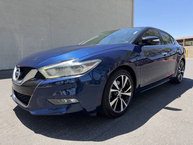 2017 NISSAN Maxima
