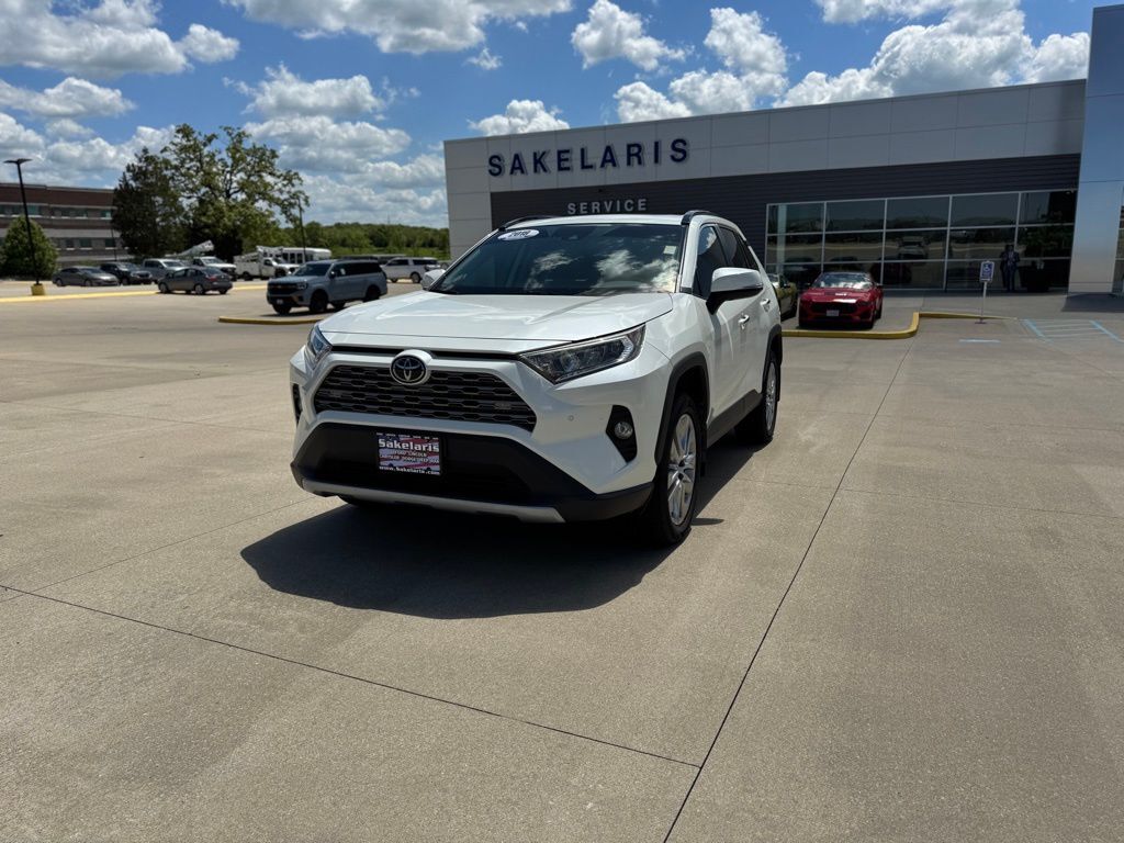 2019 TOYOTA RAV4