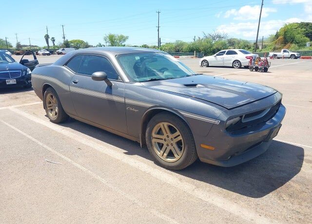2013 DODGE Challenger