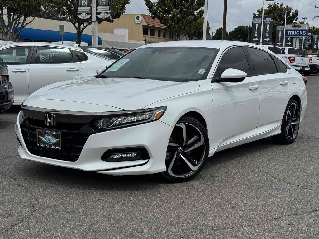 2018 HONDA Accord
