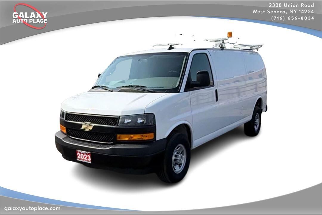2023 CHEVROLET Express