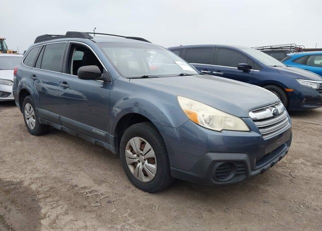 2013 SUBARU Outback