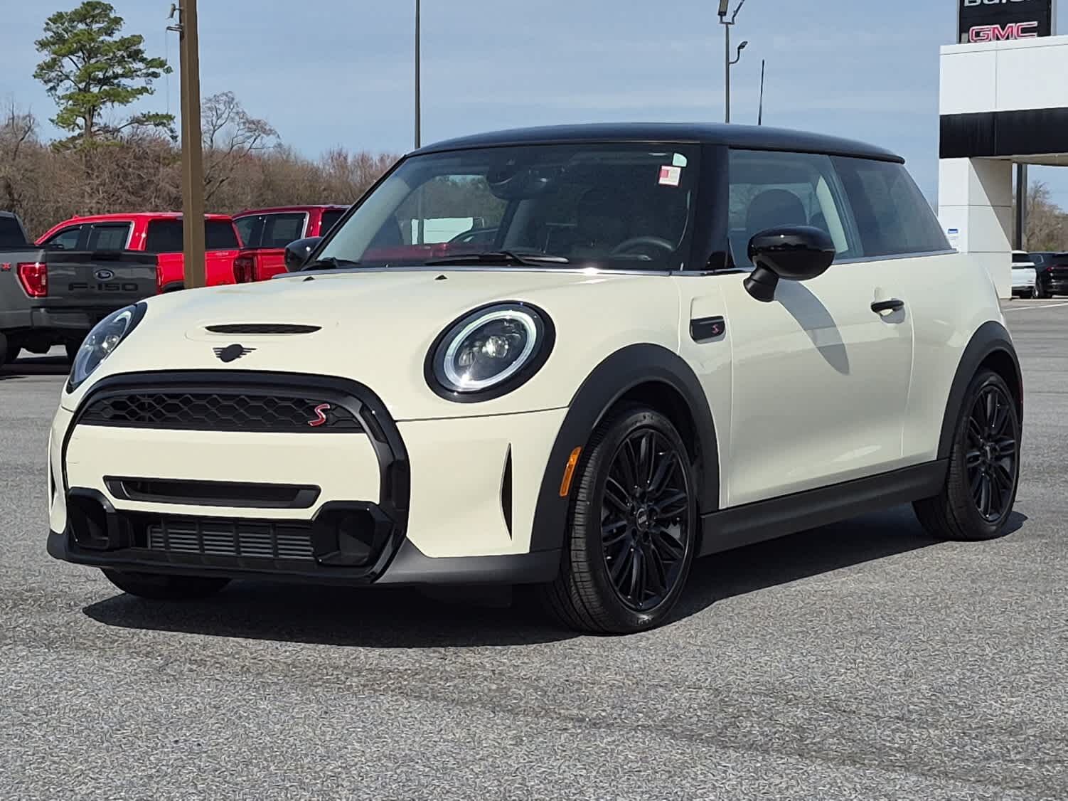 2023 MINI Hardtop