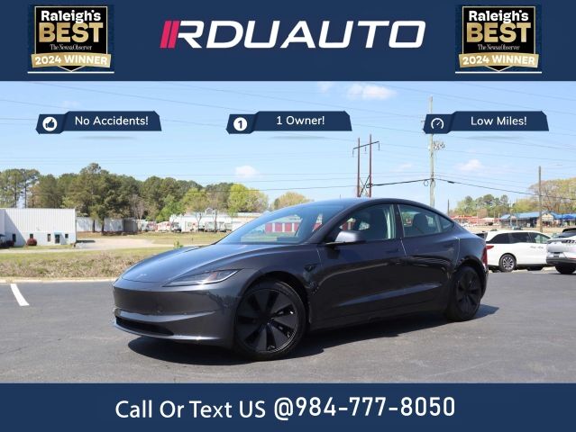 2025 TESLA Model 3