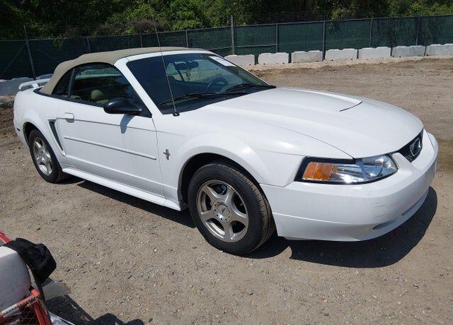 2003 FORD Mustang