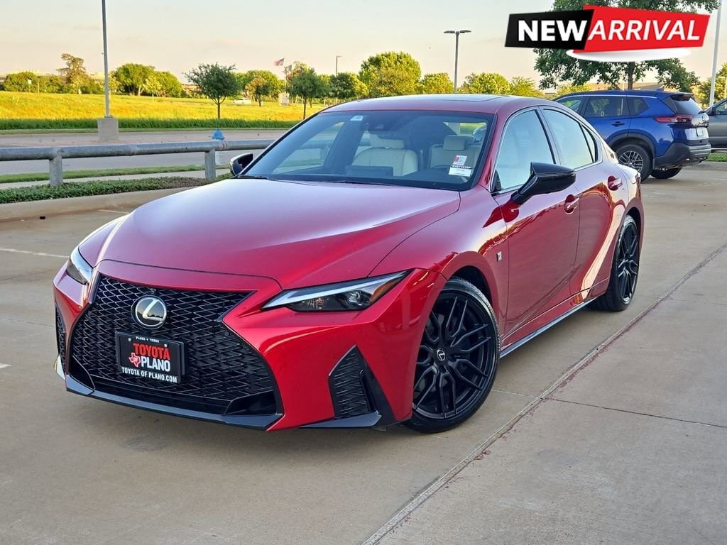 2024 LEXUS IS
