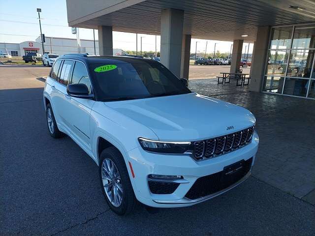 2025 JEEP Grand Cherokee