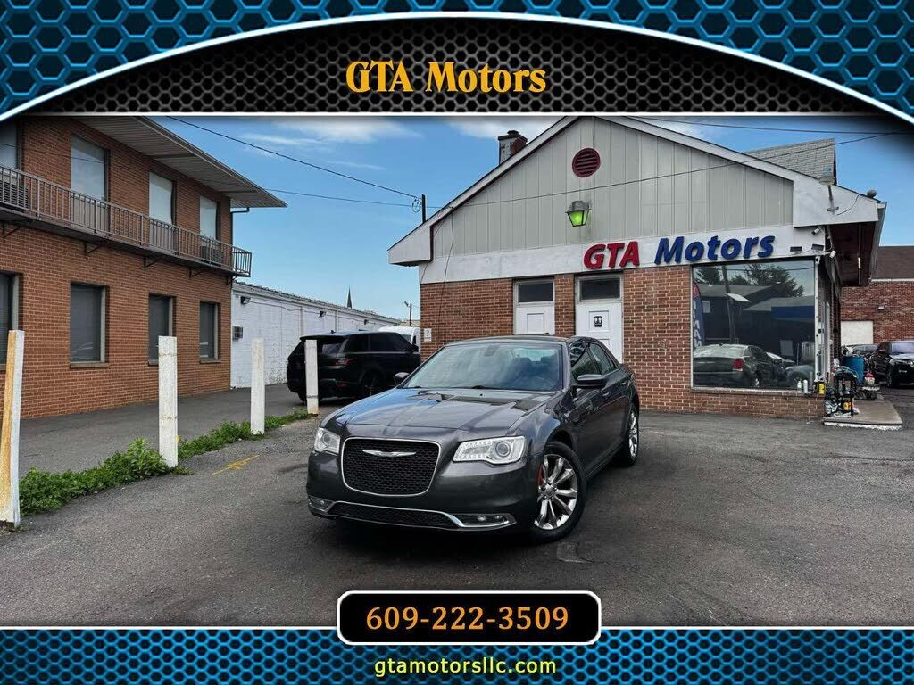 2015 CHRYSLER 300