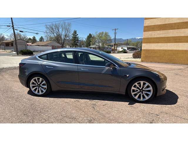 2018 TESLA Model 3