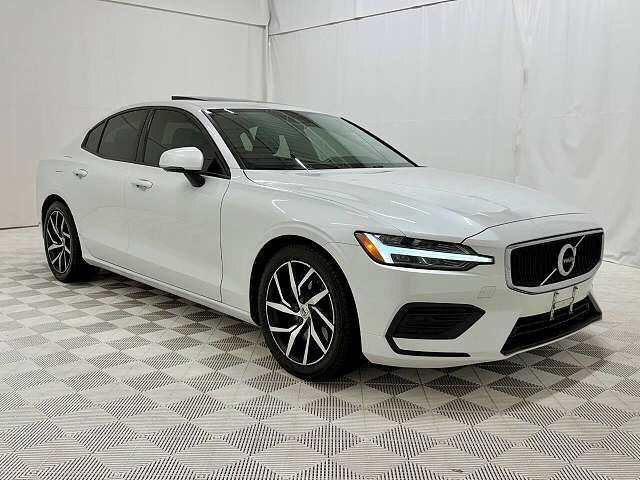 2019 VOLVO S60