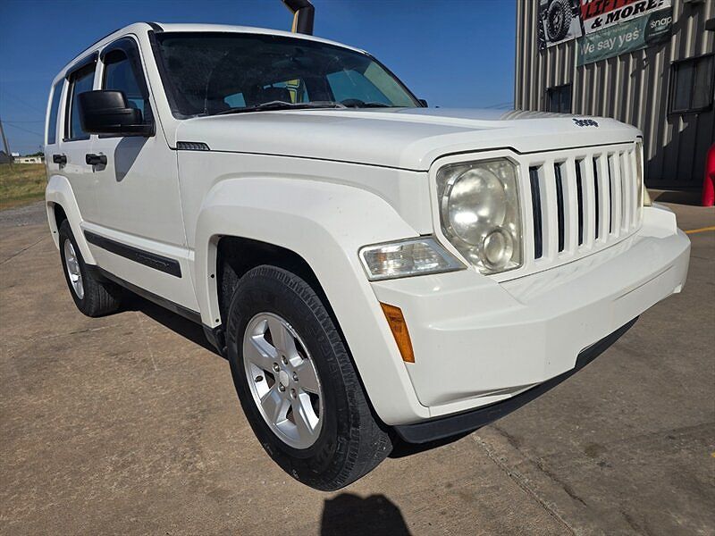 2009 JEEP Liberty
