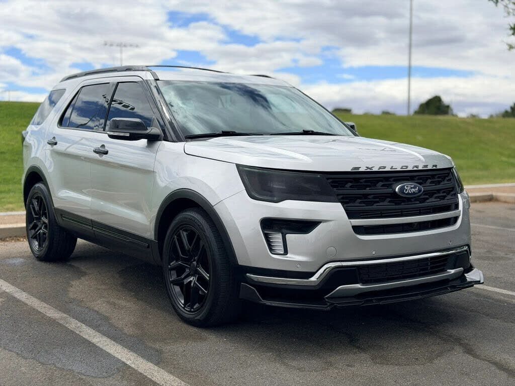 2019 FORD Explorer