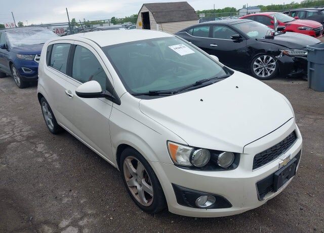 2015 CHEVROLET Sonic