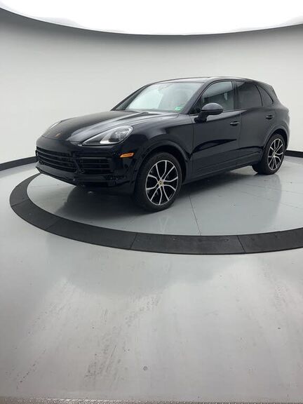 2023 PORSCHE Cayenne