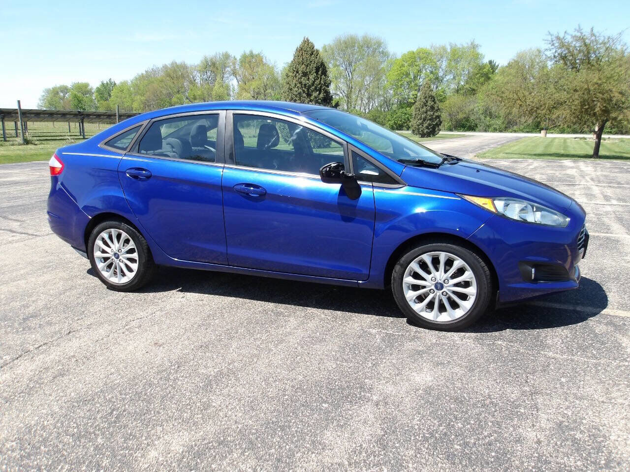 2014 FORD Fiesta