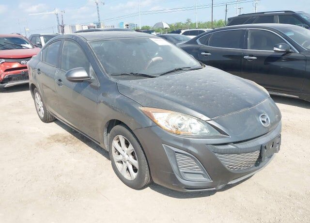 2011 MAZDA Mazda3