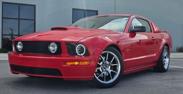 2005 FORD Mustang