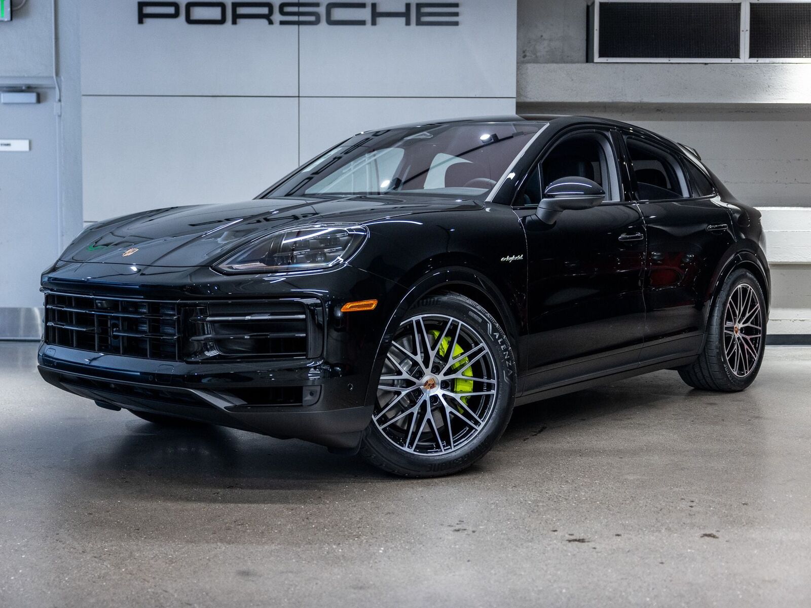 2026 PORSCHE Cayenne