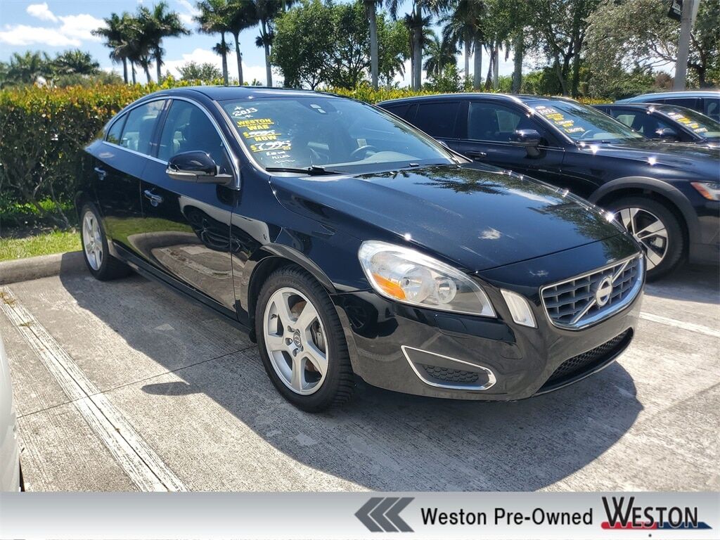 2013 VOLVO S60