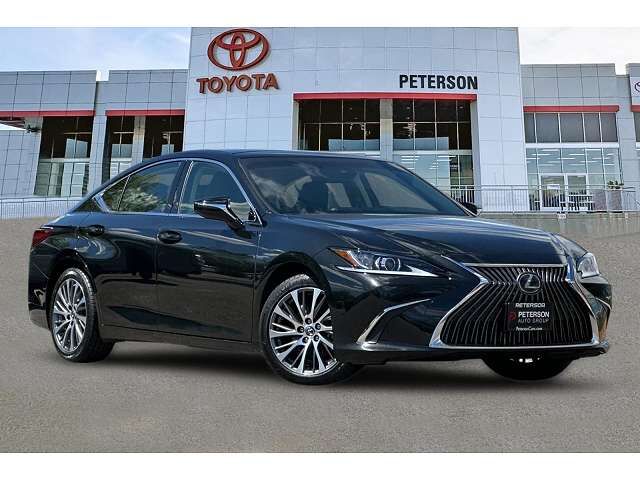 2019 LEXUS ES