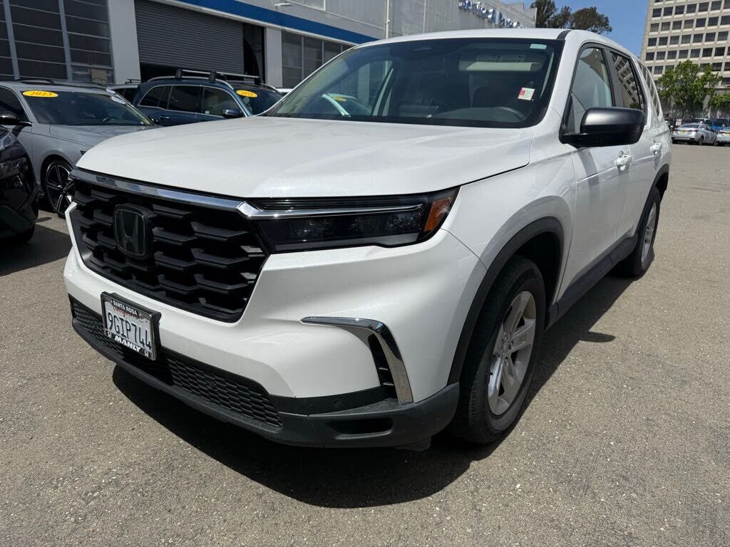 2023 HONDA Pilot