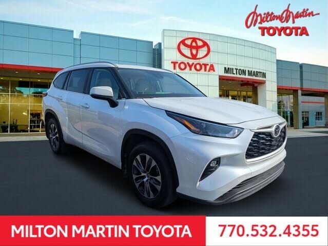 2023 TOYOTA Highlander