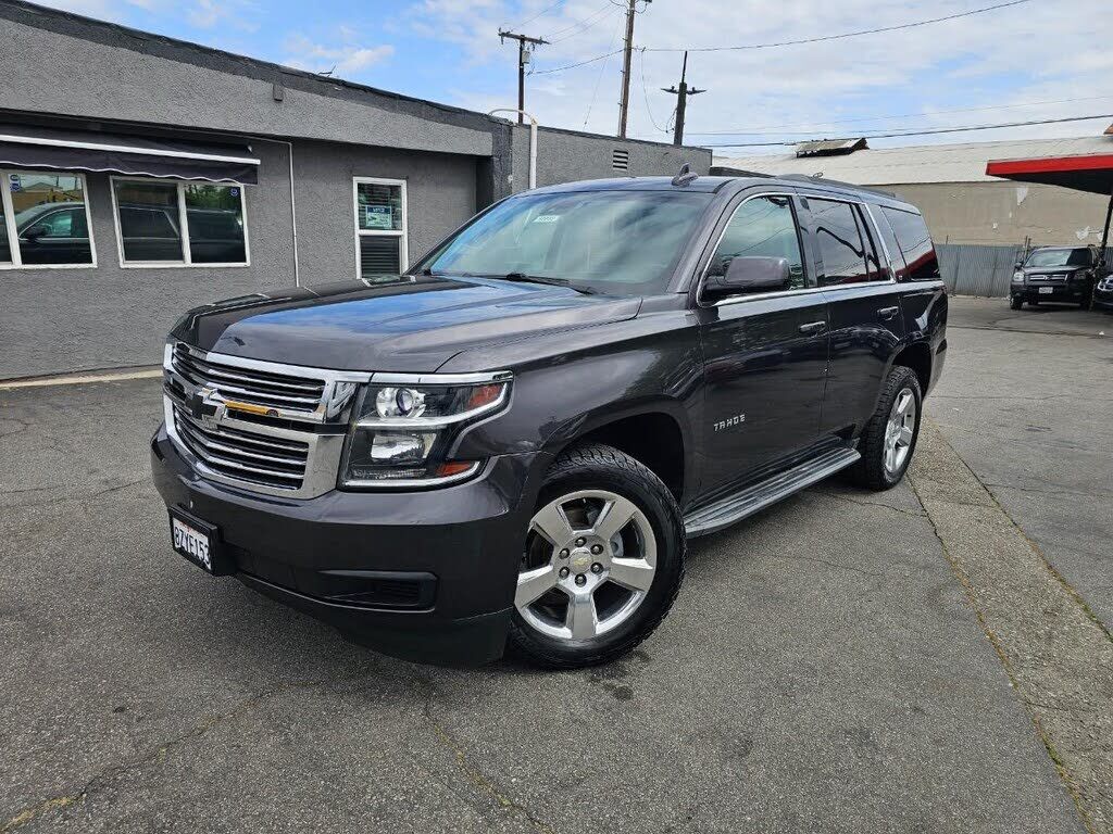 2016 CHEVROLET Tahoe