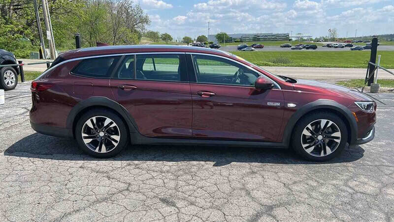 2018 BUICK Regal TourX