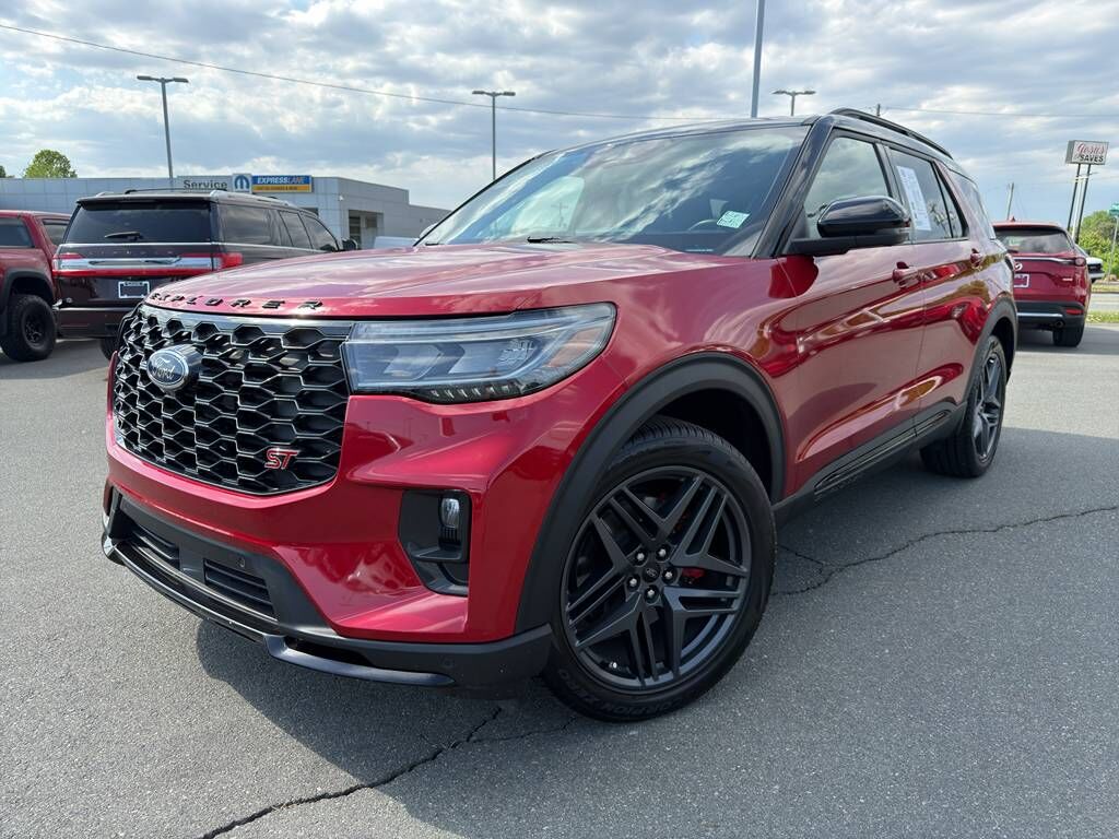 2025 FORD Explorer