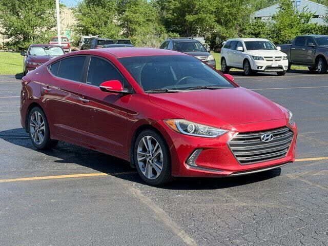 2017 HYUNDAI Elantra
