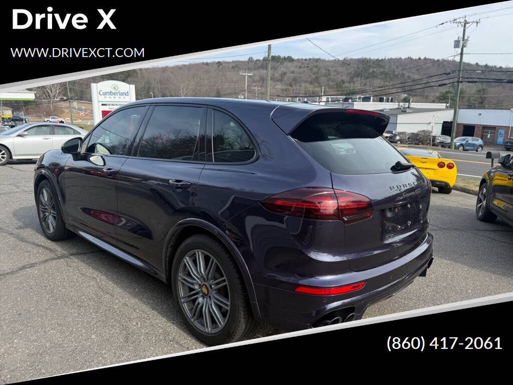 2017 PORSCHE Cayenne