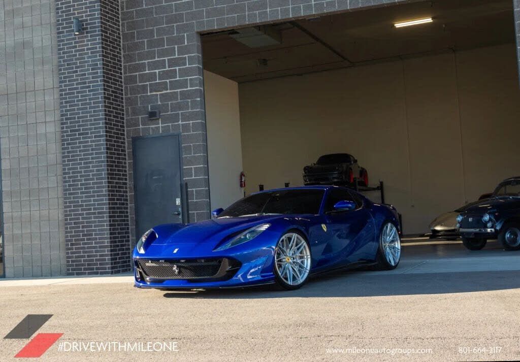 2020 FERRARI 812 Superfast