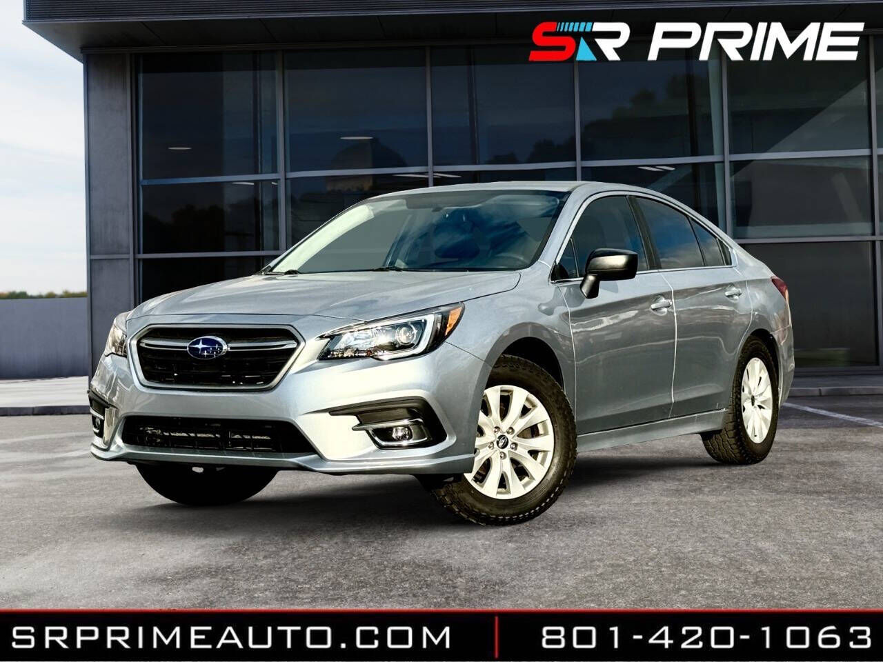 2017 SUBARU Legacy