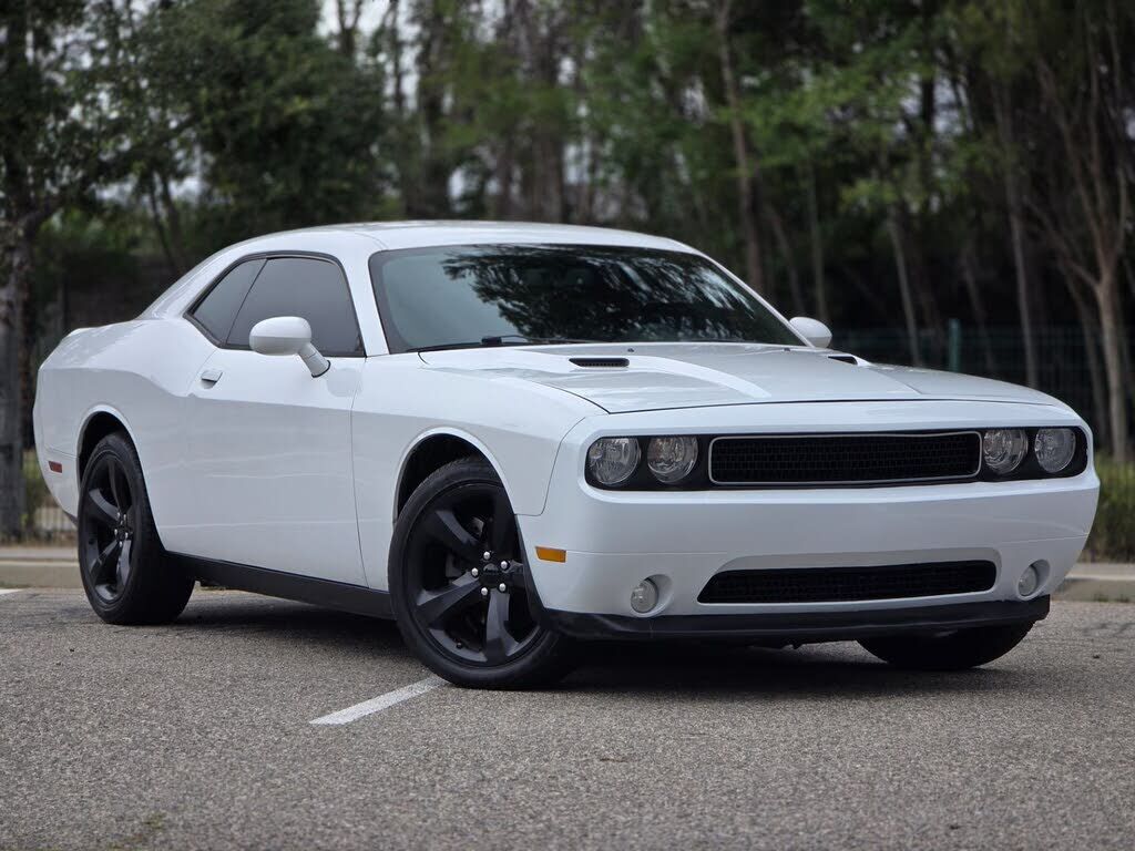2014 DODGE Challenger