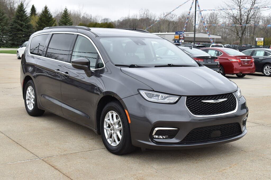 2022 CHRYSLER Pacifica
